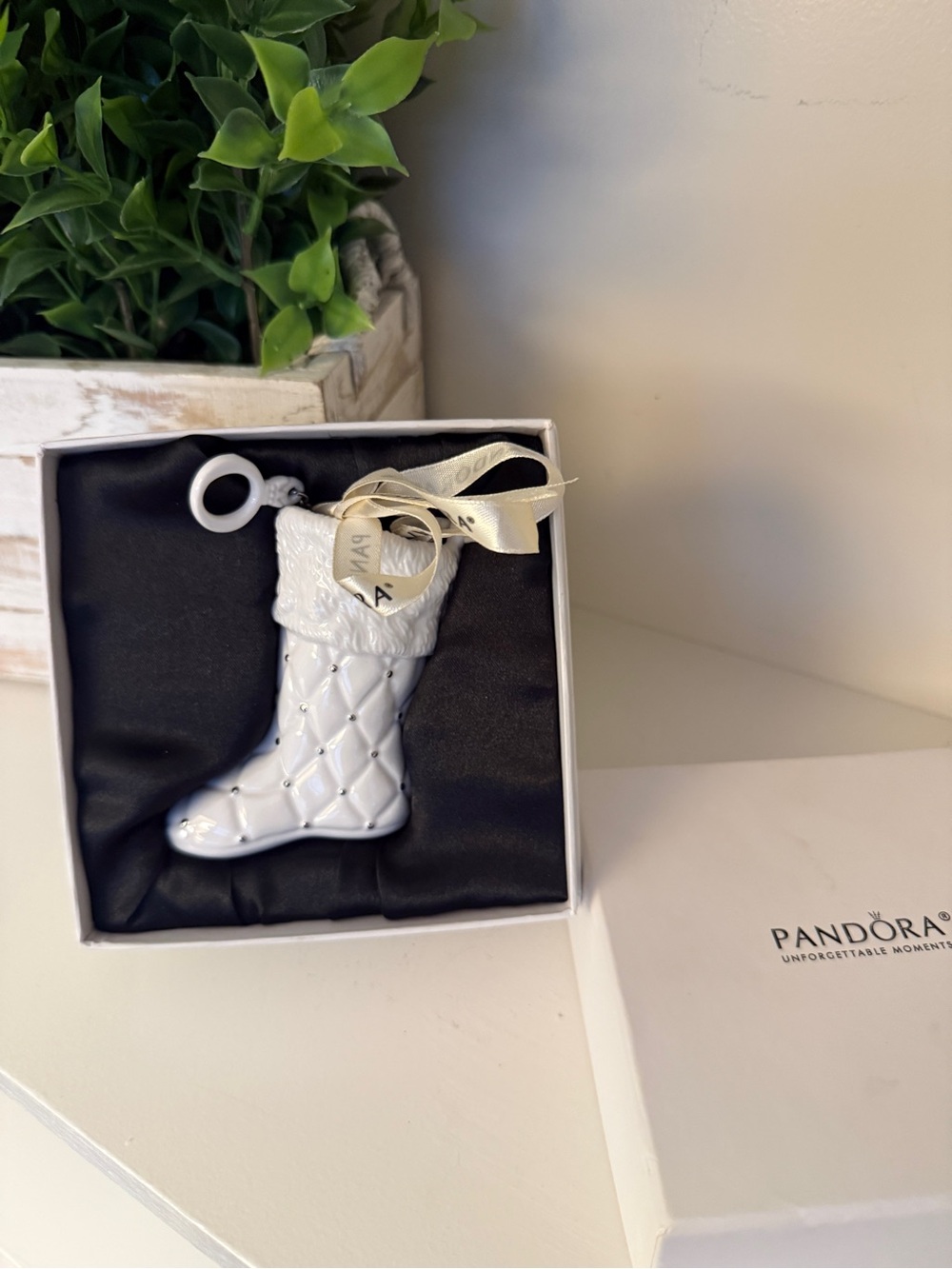 Pandora 2012 Annual Christmas Stocking Porcelain Ornament Box Retired